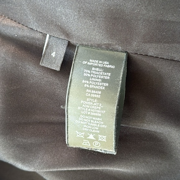 Theory Casual Crepe Black One-Button Long Sleeve Front Pockets Blazer Size 4 - Picture 12 of 13